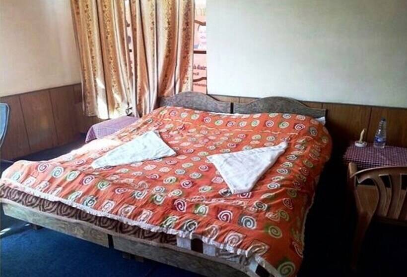 بنسيون Tih Kailash Mansarovar Home Stay & Guest Hs