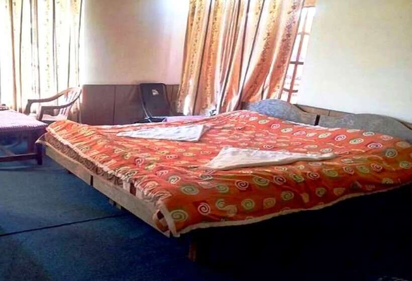 بنسيون Tih Kailash Mansarovar Home Stay & Guest Hs