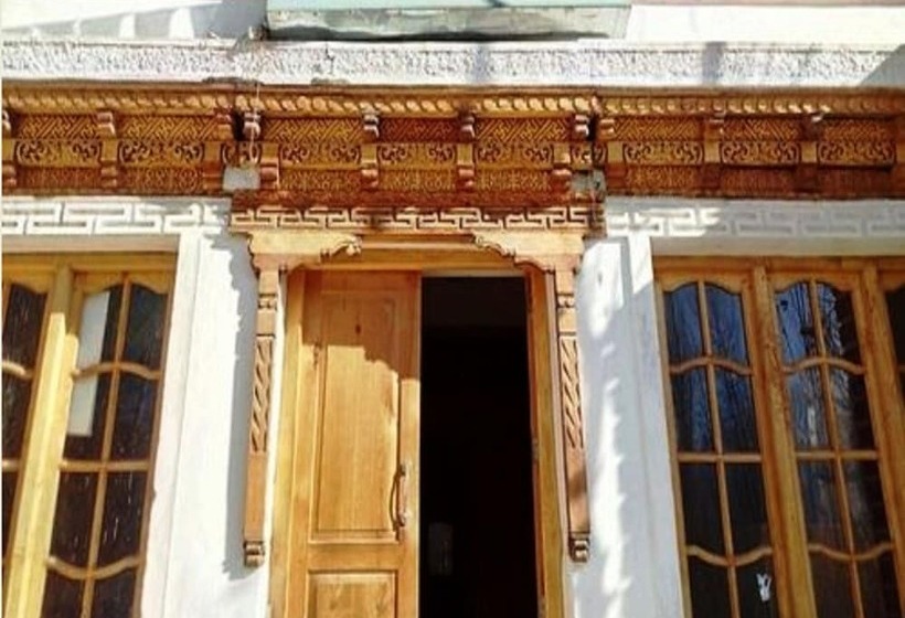 بنسيون Tih Kailash Mansarovar Home Stay & Guest Hs