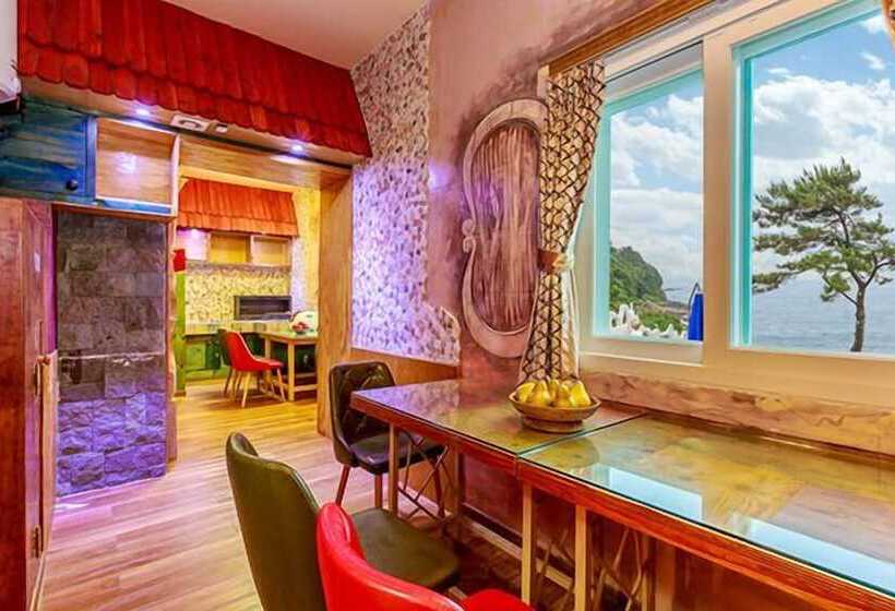 Yeonggwang Chezlee Pension