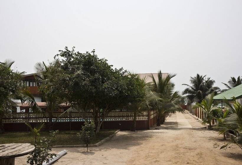 مبيت وإفطار Cliff Haven Beach Resort