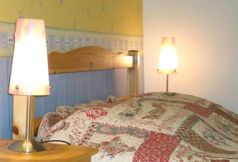ベッドアンドブレックファースト Les Chemins Verts. Chambre D Hôtes