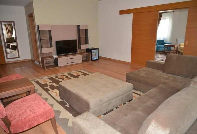 Hasan Celebi Otel