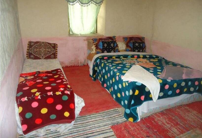 فندق فئة نجمة واحدة Auberge Amazigh