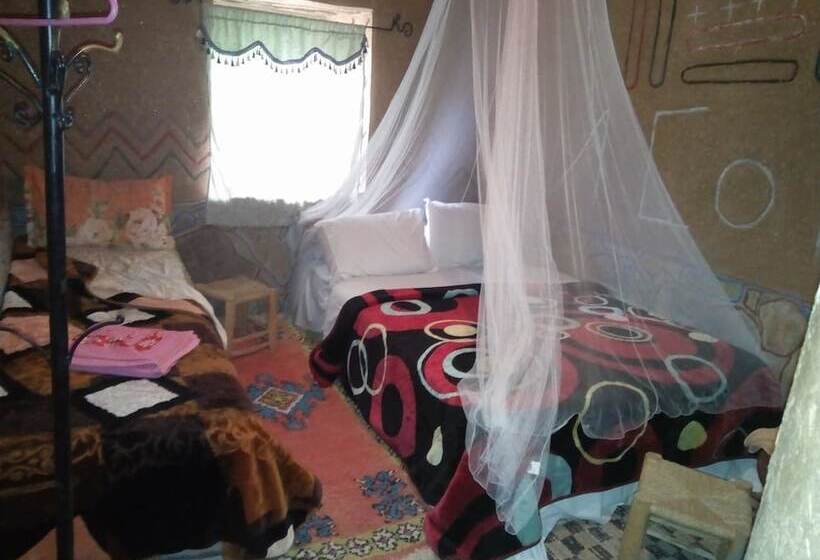 فندق فئة نجمة واحدة Auberge Amazigh