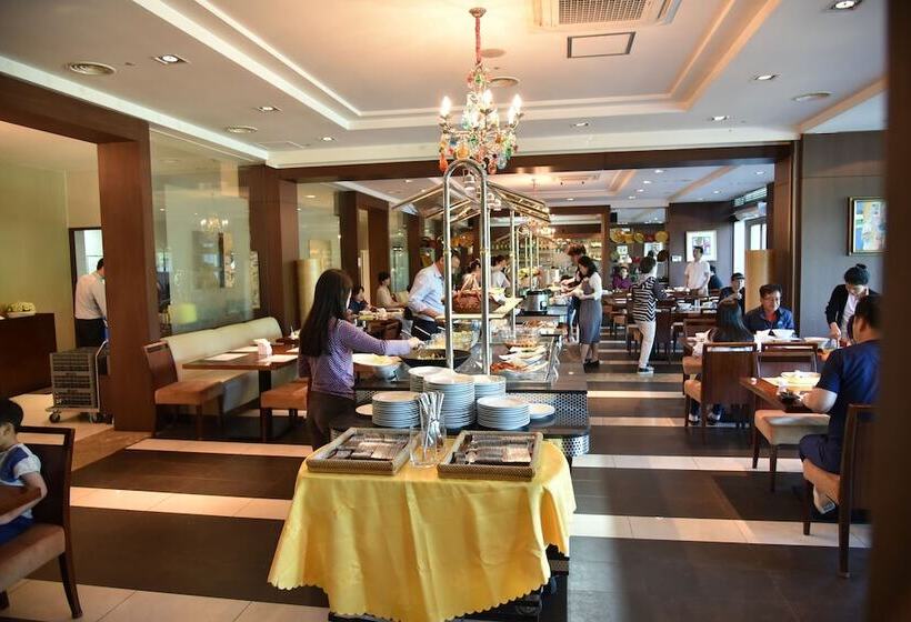 Hotel Adonis