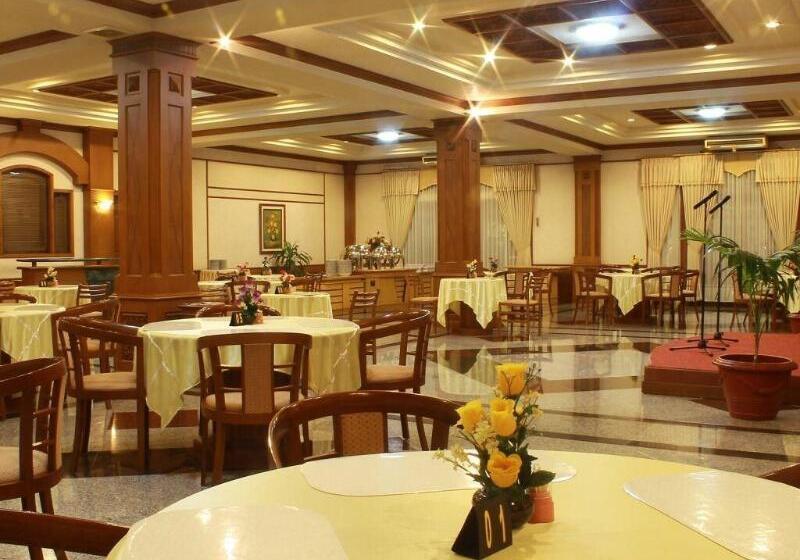 Hotell Sapta Nawa Resort 1 Gresik