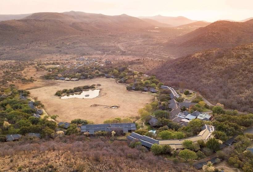 ホテル Bakubung Self Catering Chalets