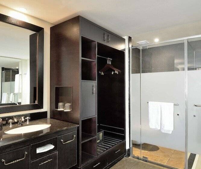 ホテル Bakubung Self Catering Chalets