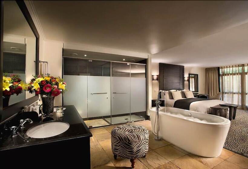 ホテル Bakubung Self Catering Chalets