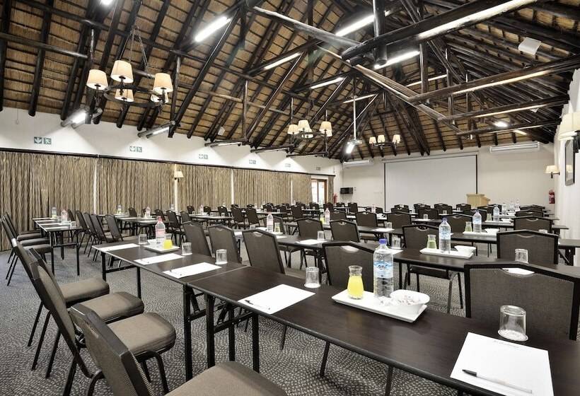 ホテル Bakubung Self Catering Chalets