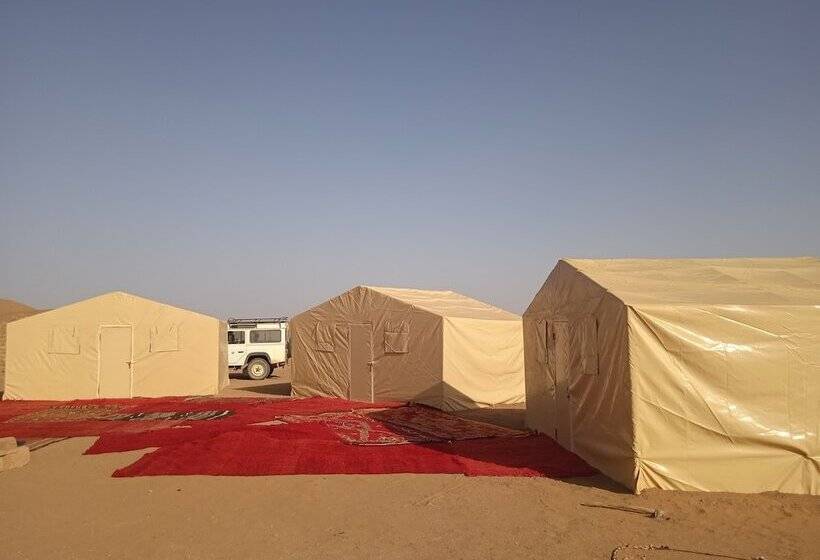 هتل Bivouac Les Nomades