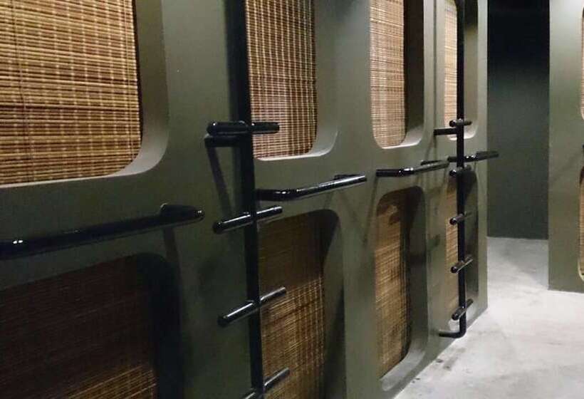 هتل Capsule Hostel Chiangkhan