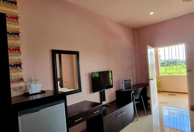 فندق Chiangkham Grand Villa   Sha Certified