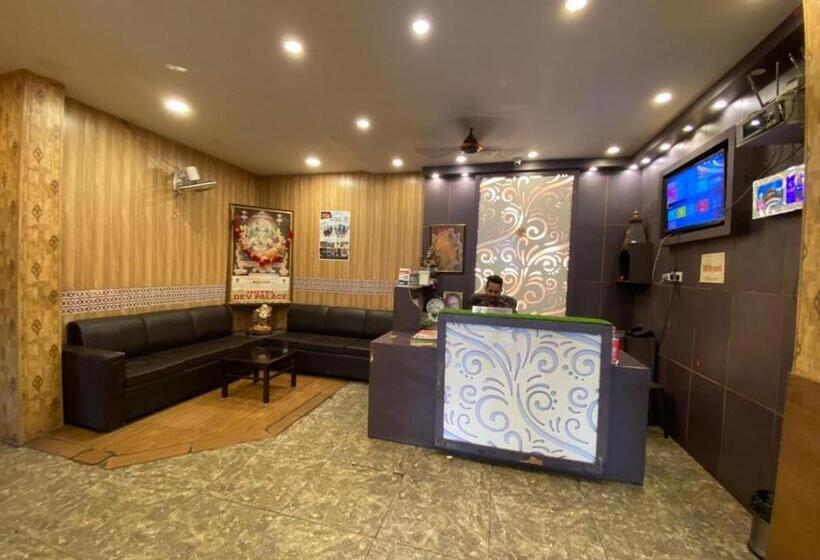 בית מלון כפרי Dev Palace By Wb Inn