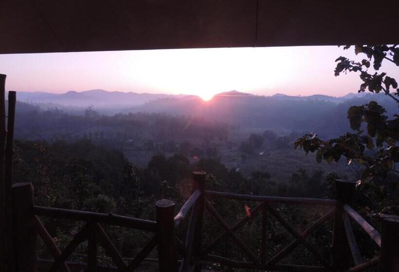 هتل Khunyuam Resort