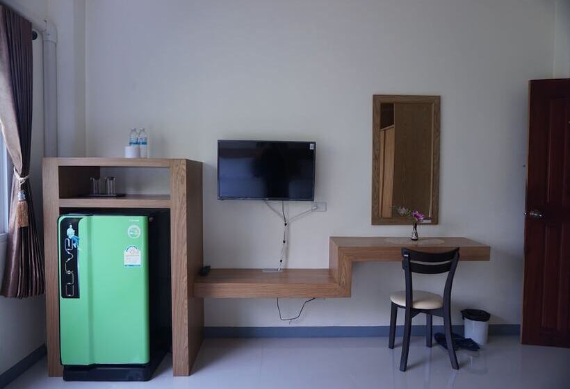هتل Lew Residence