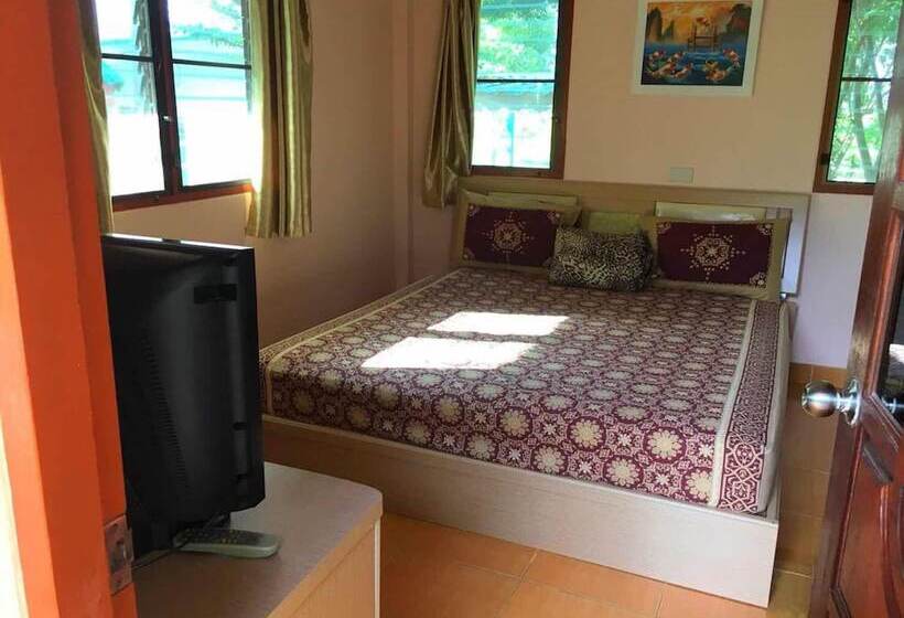 هتل Mourakot Resort