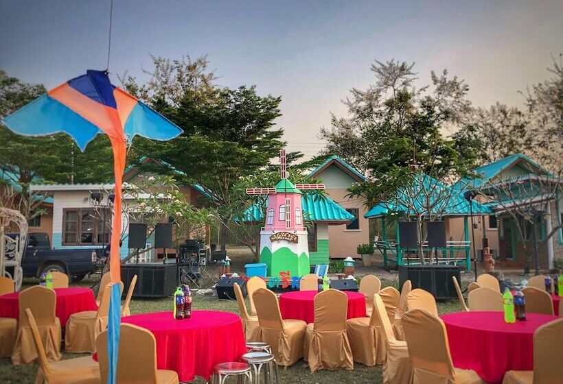 هتل Mourakot Resort