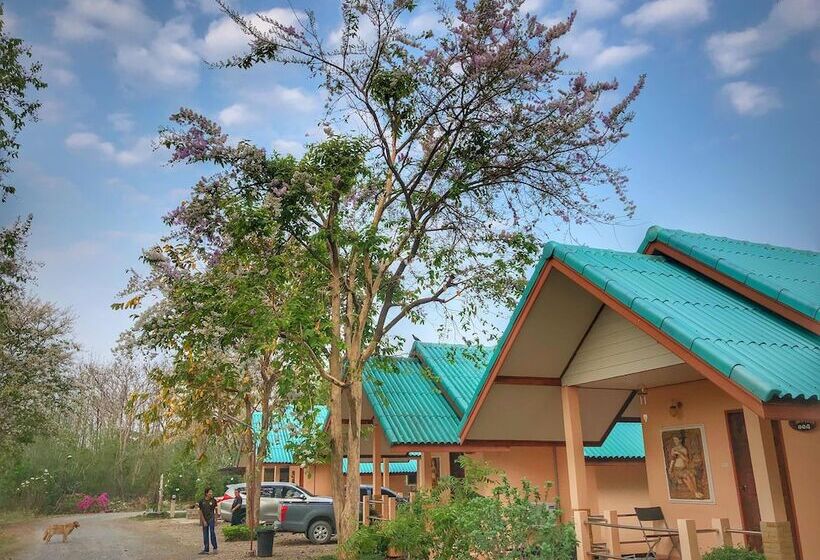 هتل Mourakot Resort