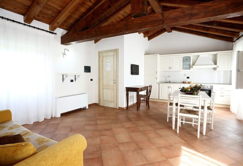 田舎風ホテル Agriturismo Creta Rossa