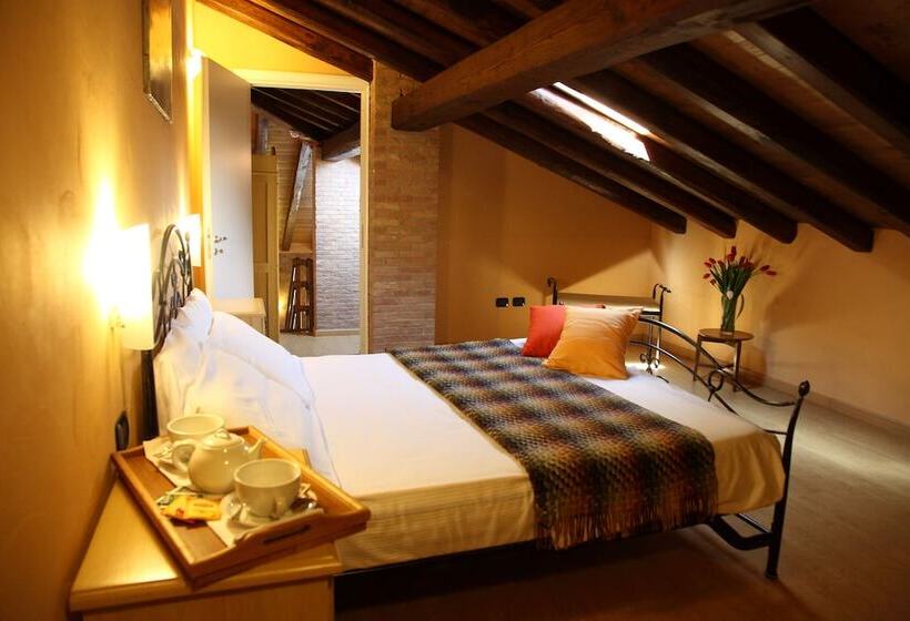 田舎風ホテル Agriturismo Creta Rossa