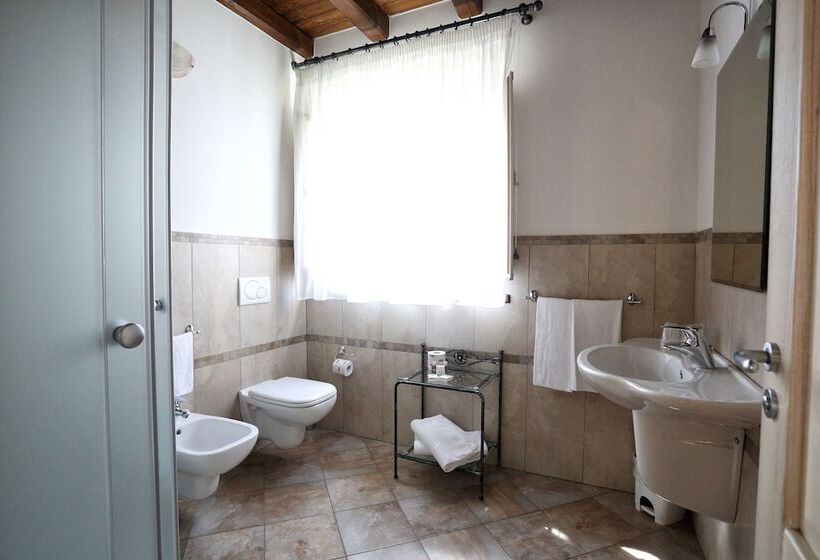 田舎風ホテル Agriturismo Creta Rossa