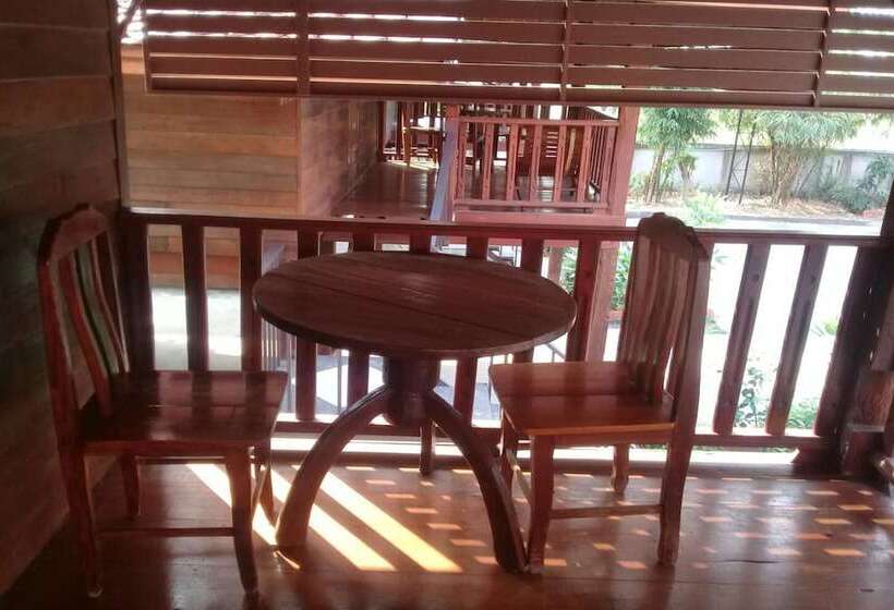 هتل Sawatdee Resort