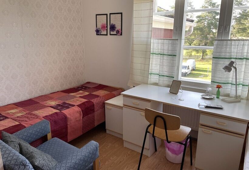 Opintola Bed & Breakfast