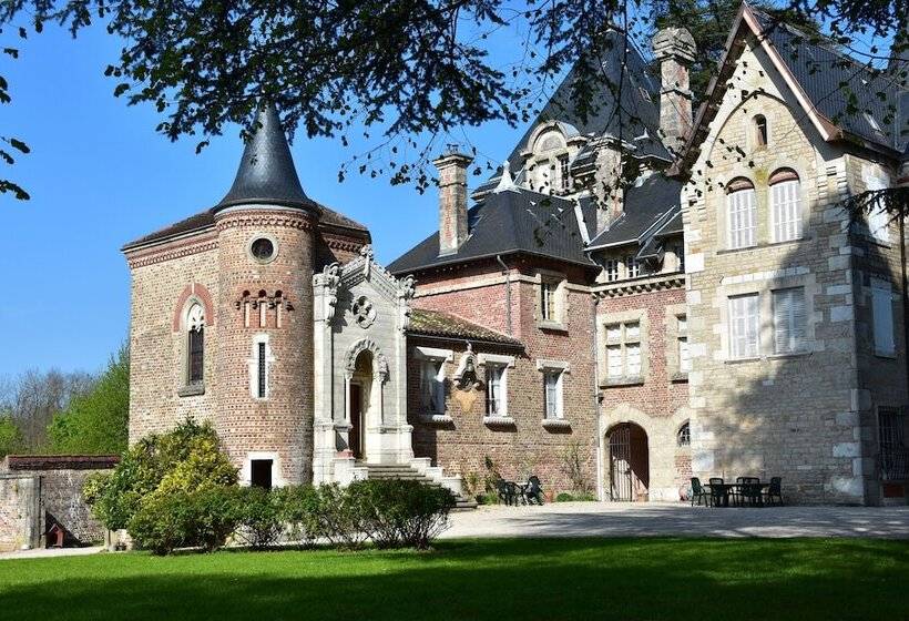 膳宿费 Château De Varambon