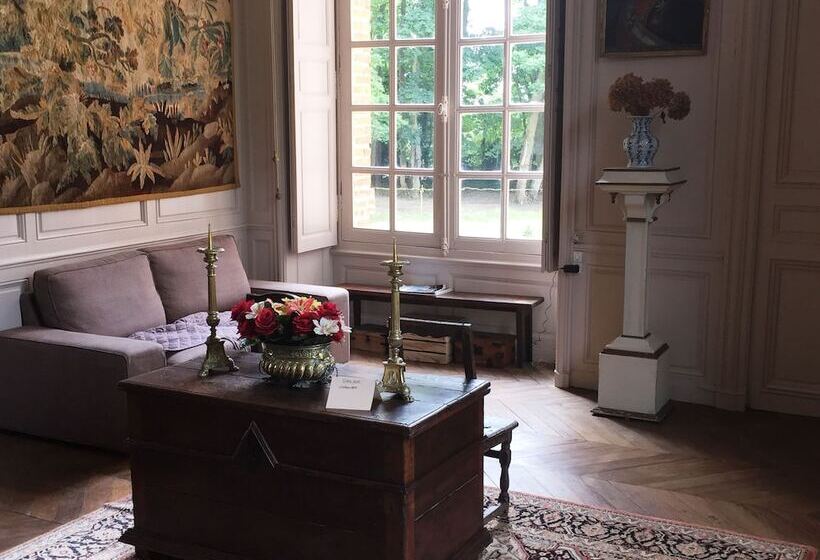بنسيون Château Fleury La Forêt