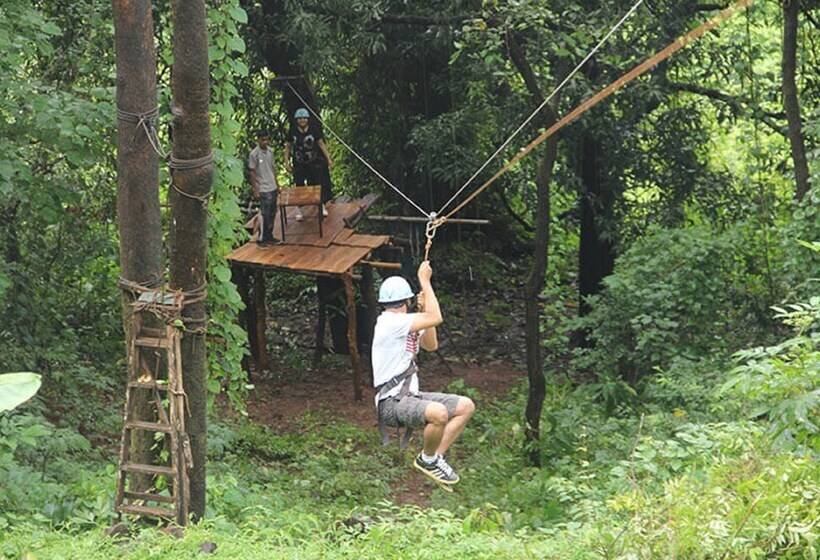 אתר נופש Nature Trails Kundalika, Kolad