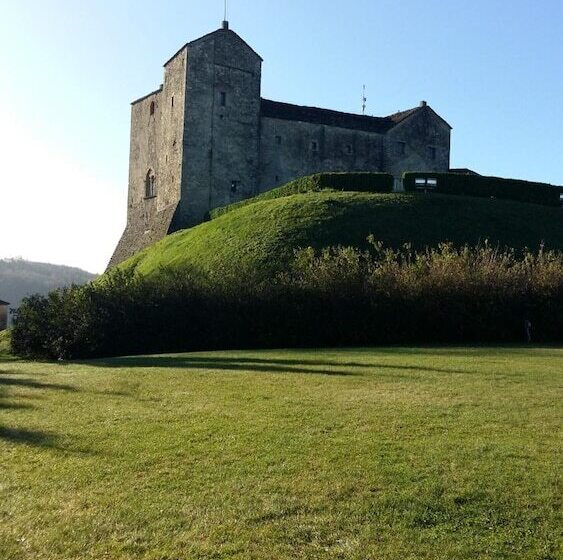 مبيت وإفطار Locanda Del Borgo