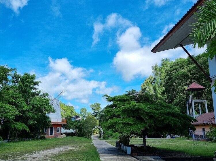 فندق Brown Andaman  Krabi