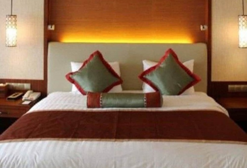 فندق Hainan Qizi Bay New Century Resort