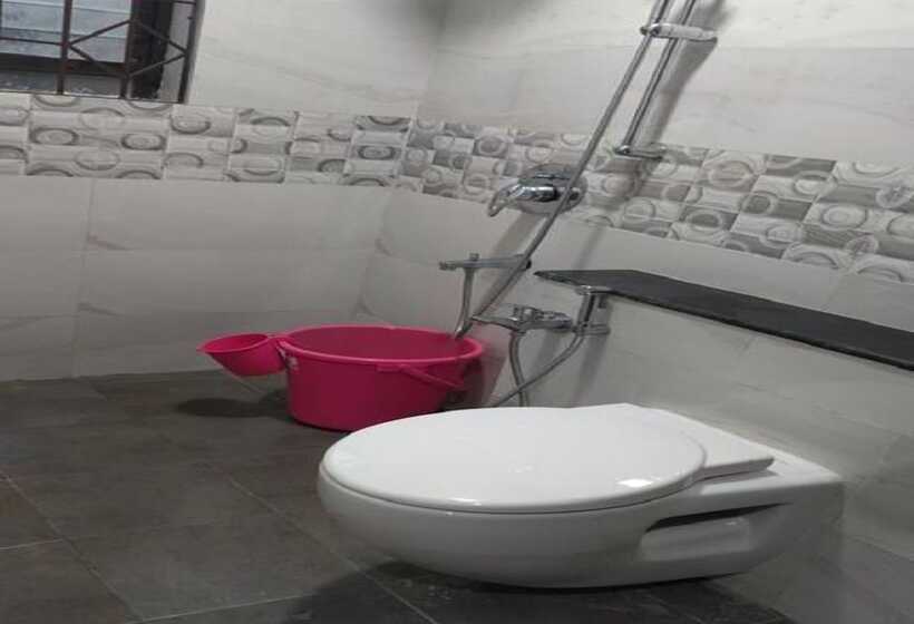 فندق Room Maangta 328   Colva Goa