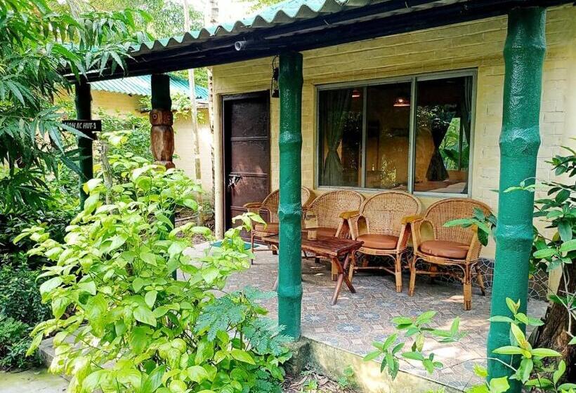 בית מלון כפרי Sunderban Tiger Camp
