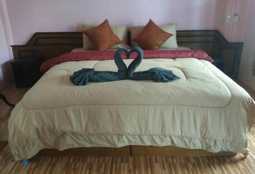 펜션 Chomlay Room & Restaurant