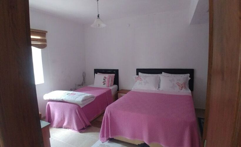 پانسیون Kastro Konak Boutique Otel