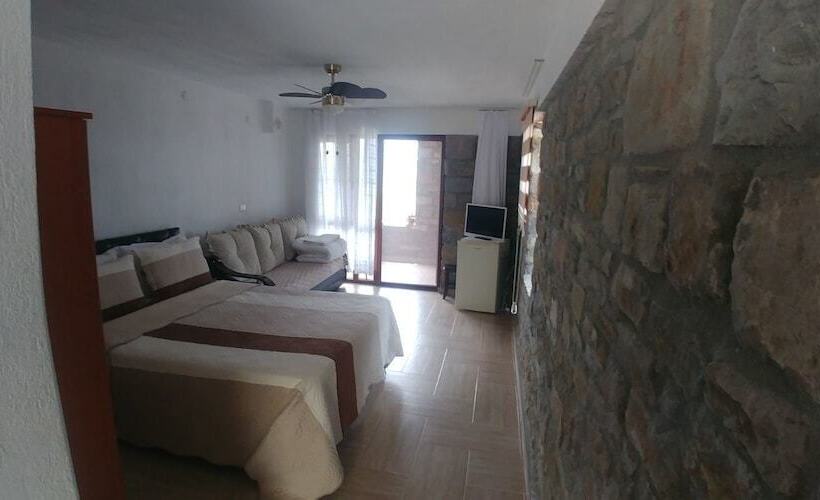 پانسیون Kastro Konak Boutique Otel