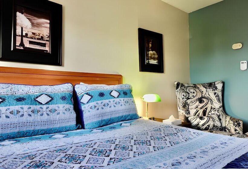 فندق Dewar's Inn On The River