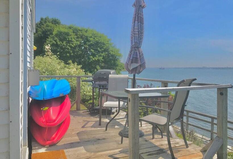 فندق Dewar's Inn On The River