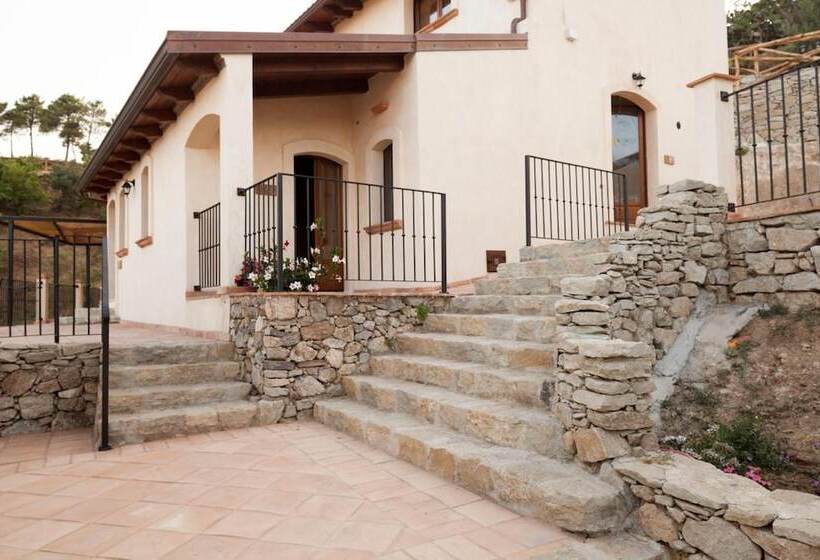 בית מלון כפרי Agunì Agriturismo & Locanda
