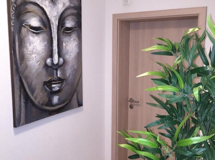 ホテル Zur Dorfschänke