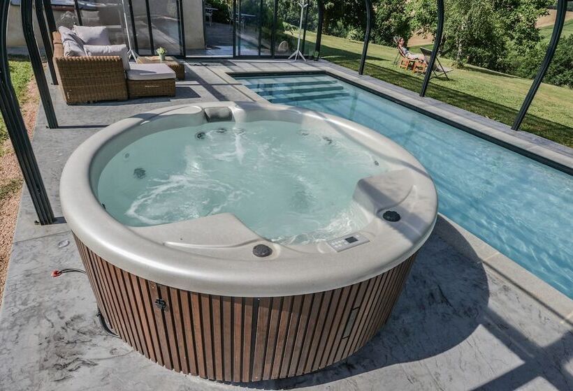 ペンション La Grande Oasis   B&b Et Spa