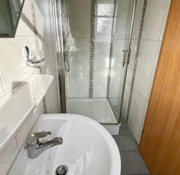 Bed and Breakfast Pension Kolibri
