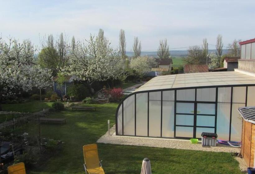 ベッドアンドブレックファースト Chambres D Hôtes Le Mont D Anon