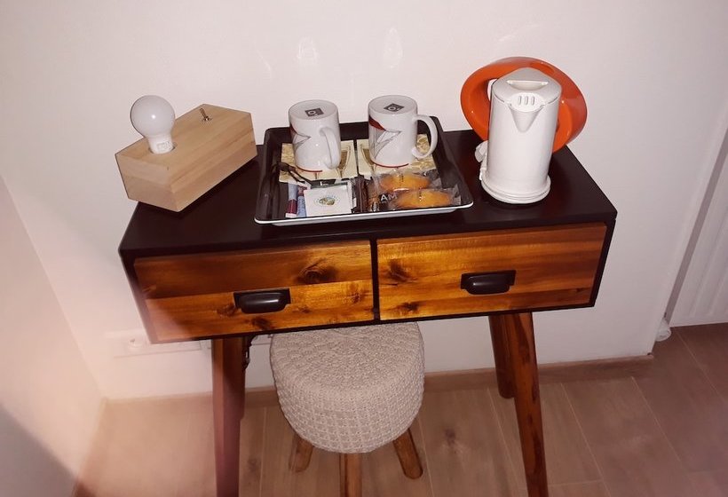 민박 Le Domaine De La Lorièn