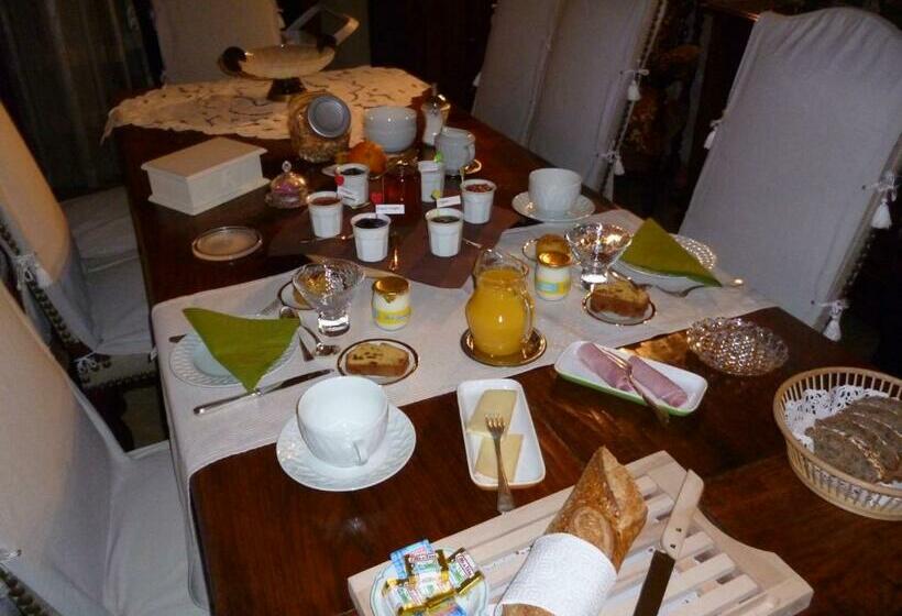 住宿加早餐  Les Sureaux