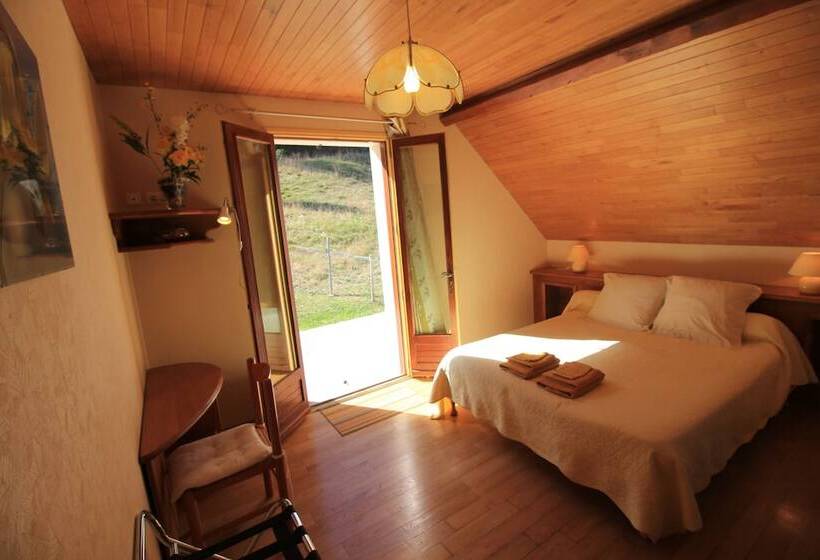 مبيت وإفطار L'espiatet